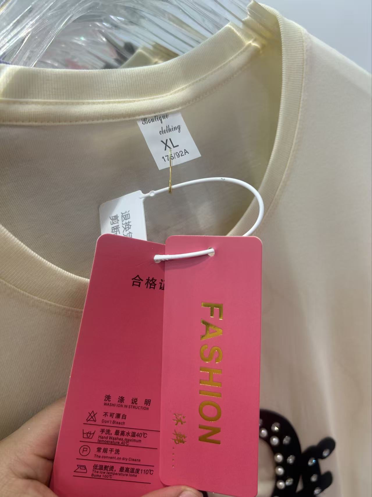 卡通重工玩偶大版T恤
