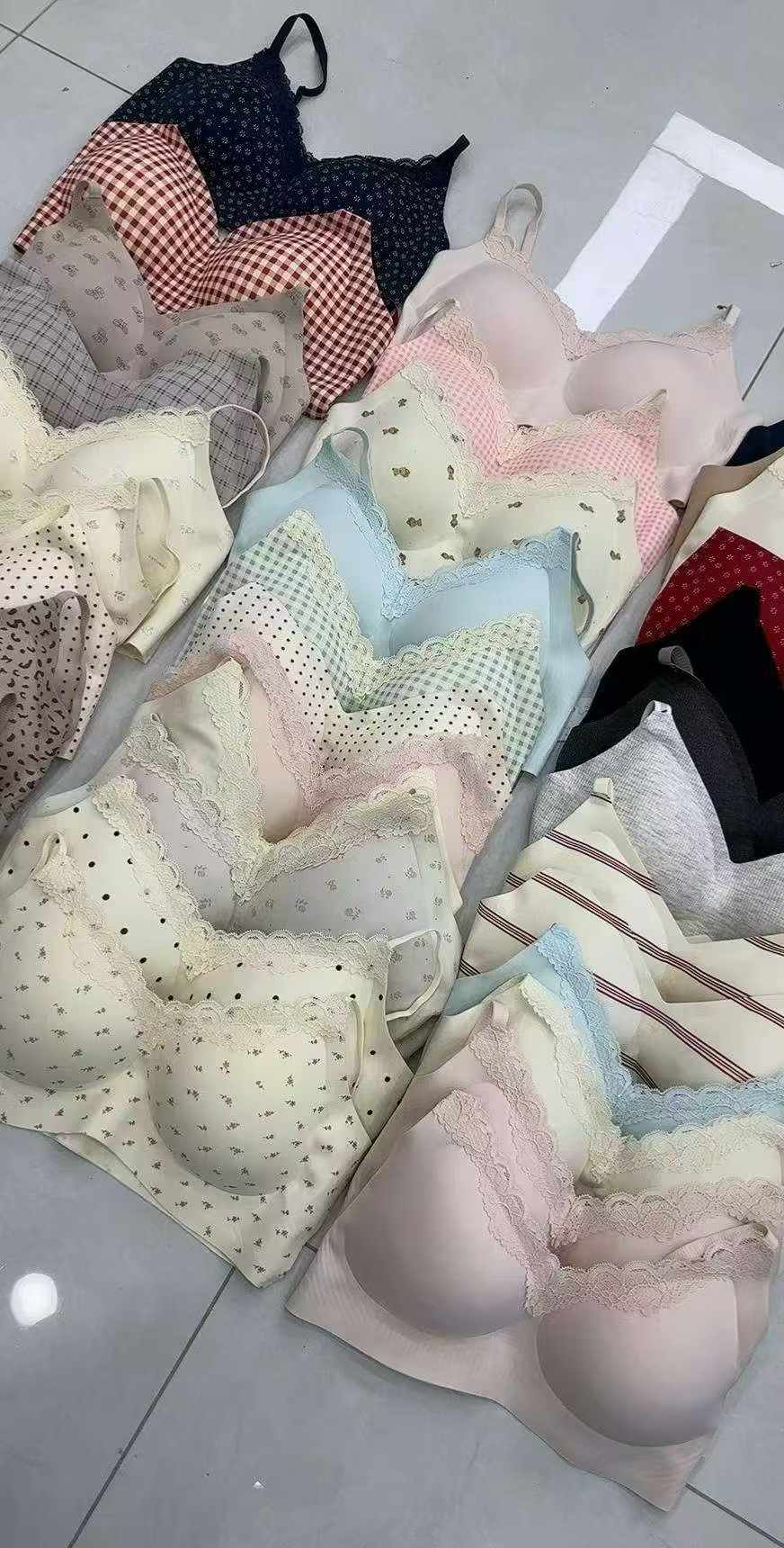 高档(整款)内衣